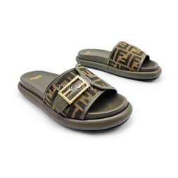 Fendi Flip-flops Olive