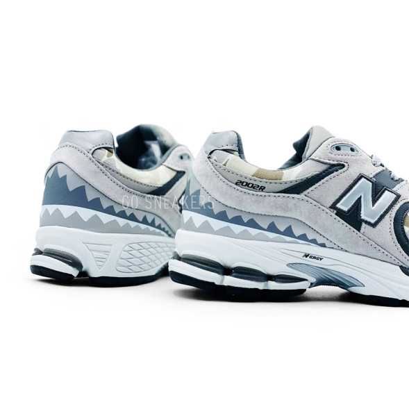 Унисекс кроссовки BAPE x New Balance 2002R Grey