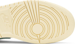 Женские кроссовки Nike Air Jordan 1 Mid SE GS 'Ice Cream'